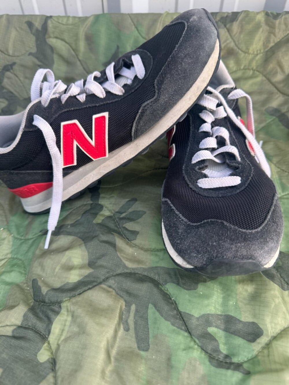 New Balance Sneakers - Black/Red, Mens 10